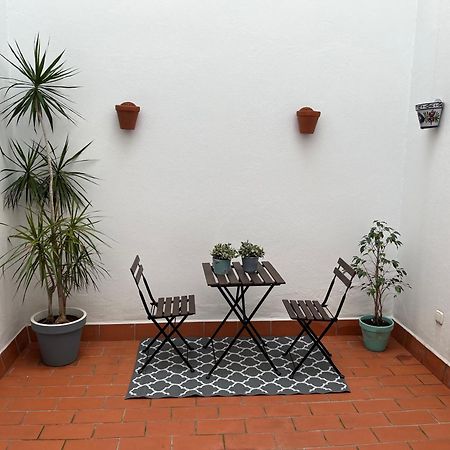 Traditional House In Triana Seville Ngoại thất bức ảnh